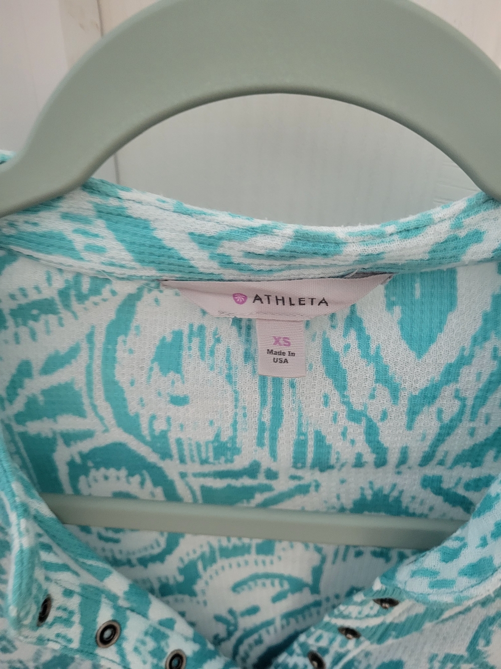 Athleta Aqua Ombre Printed Long-Sleeve Henley Top - Picture 3 of 4